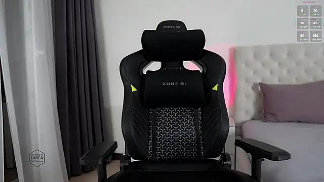 Snapshot of BestExtreme chatting on March 19, 11:03 pm BestExtreme online show from March 19, 11:03 pm