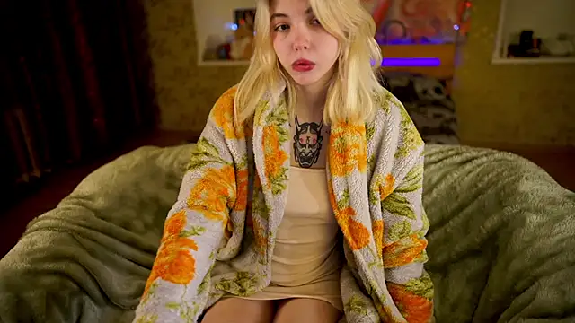 Allison Cuty online show from February 18, 7:19 pm