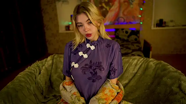 Allison Cuty online show from February 19, 7:59 pm