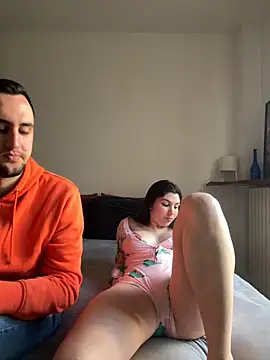 couplepenetration online show from March 7, 12:23 pm