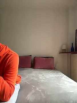 couplepenetration online show from March 9, 9:35 am