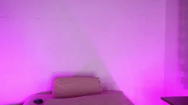 emyli sw  online show from September 22, 3:08 am