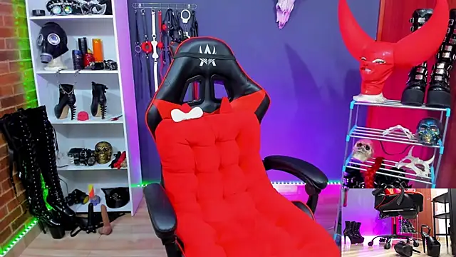 Mistress Yelena online show from February 4, 12:16 am