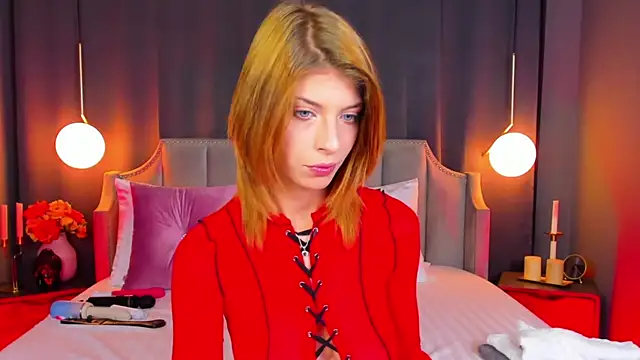 Snapshot of AdoraLynn chatting on November 3, 7:48 pm AdoraLynn online show from November 3, 7:48 pm