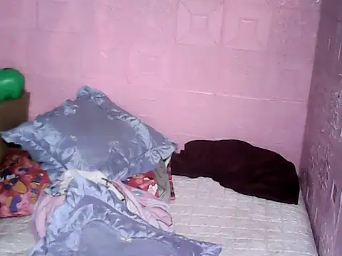 hotpusie 4u online show from September 20, 11:28 pm