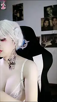 candy cola online show from January 8, 5:26 pm