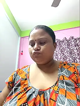 yourssoumi online show from December 12, 2:59 am