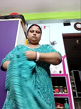 yourssoumi online show from December 21, 3:53 pm