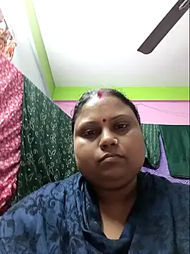 yourssoumi online show from December 24, 2:33 pm