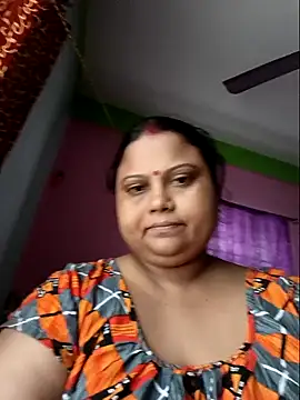 yourssoumi online show from December 31, 6:37 am