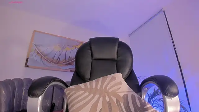 ZoePresleyX online show from February 21, 1:44 am