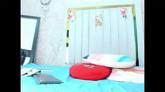 Rebecca Mitchell online show from December 15, 11:36 am