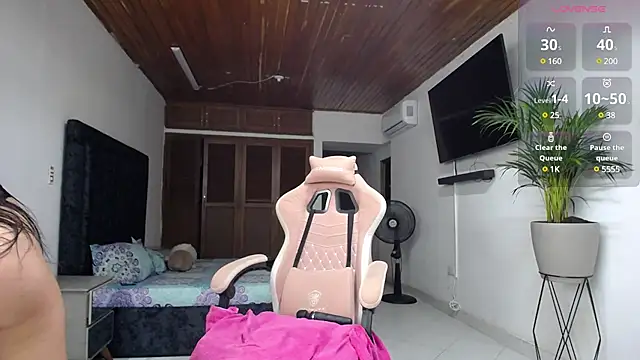 ashley morgan 18 online show from March 12, 5:02 am