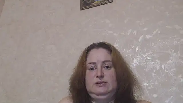 Amy August online show from December 23, 6:44 am