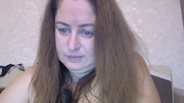 Snapshot of Amy_August chatting on October 25, 8:00 am Amy August online show from October 25, 8:00 am