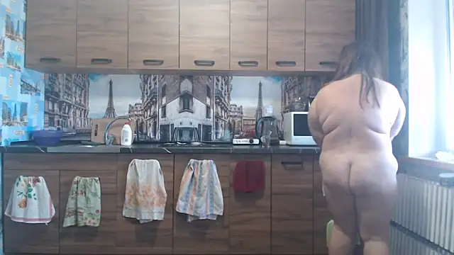 Amy August online show from March 3, 5:57 am