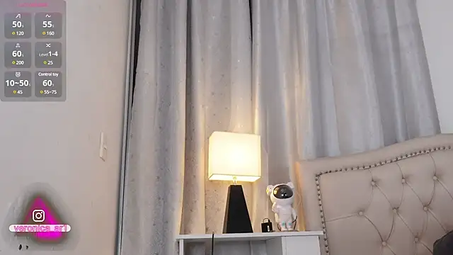 Snapshot of Veronica_ar chatting on December 30, 12:11 am Veronica ar online show from December 30, 12:11 am