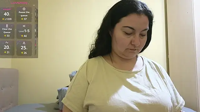 BBW MILF 4U online show from February 7, 8:31 pm