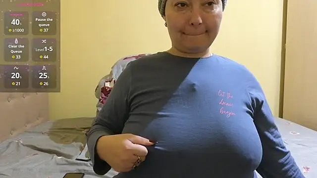 BBW MILF 4U online show from February 8, 9:35 am