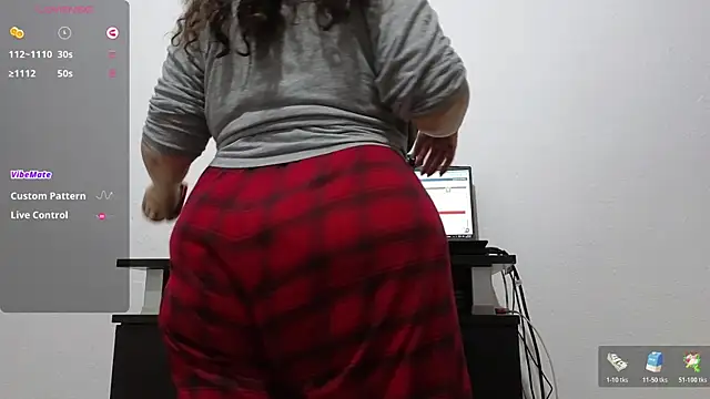 Snapshot of BBW_MILF_4U chatting on November 21, 3:00 pm BBW MILF 4U online show from November 21, 3:00 pm