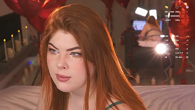 Snapshot of Ffoxyflame chatting on February 19, 10:39 pm Ffoxyflame online show from February 19, 10:39 pm