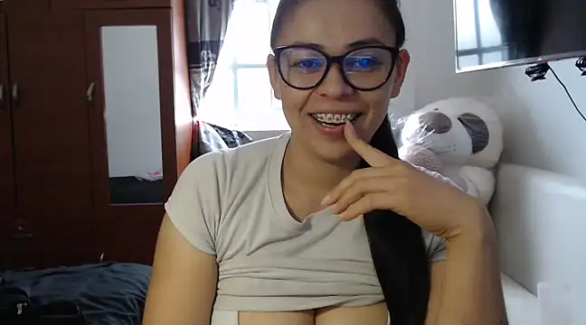 mayhott2 online show from December 2, 7:38 pm