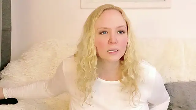 Sarah4you online show from March 22, 12:03 am