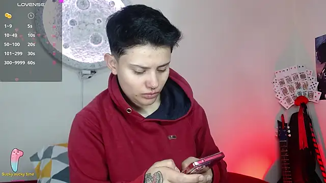 girl intense444 online show from February 12, 1:06 pm