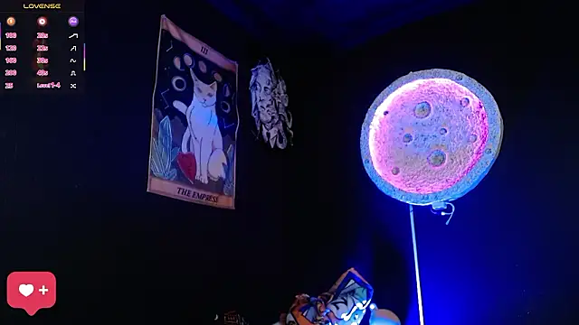 girl intense444 online show from March 4, 1:17 pm