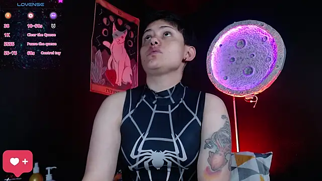 girl intense444 online show from May 13, 12:57 pm