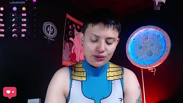 girl intense444 online show from July 26, 1:07 pm