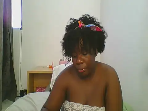Deliciousgal online show from December 20, 9:32 am