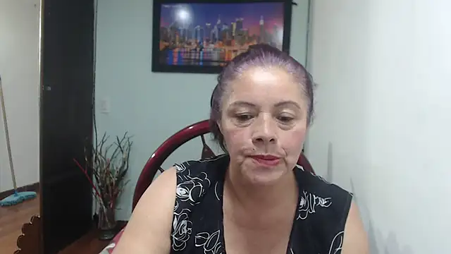 Snapshot of sexytitshot126 chatting on September 23, 11:41 pm sexytitshot126 online show from September 23, 11:41 pm