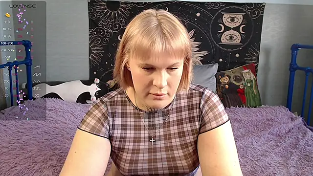 ivamayy online show from February 10, 8:29 am