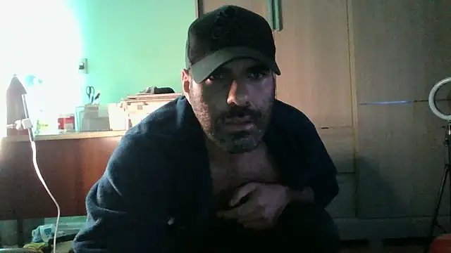 Snapshot of MILITARS chatting on July 4, 11:55 pm MILITARS online show from July 4, 11:55 pm