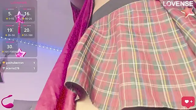 Snapshot of jhoanatrans22 chatting on January 9, 6:57 pm jhoanatrans22 online show from January 9, 6:57 pm