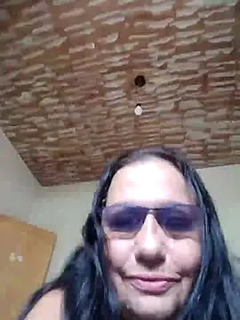 Snapshot of catdool chatting on February 9, 4:18 pm catdool online show from February 9, 4:18 pm