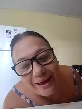 Snapshot of catdool chatting on February 28, 11:03 am catdool online show from February 28, 11:03 am