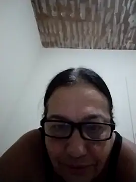 Snapshot of catdool chatting on March 21, 12:29 am catdool online show from March 21, 12:29 am