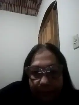 Snapshot of catdool chatting on October 5, 12:09 am catdool online show from October 5, 12:09 am