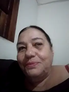 Snapshot of catdool chatting on November 11, 11:27 pm catdool online show from November 11, 11:27 pm