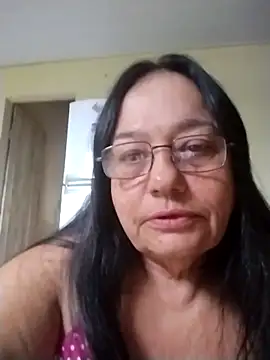 Snapshot of catdool chatting on December 3, 10:02 am catdool online show from December 3, 10:02 am