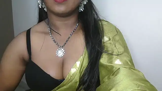 Snapshot of Dhiyapink chatting on November 19, 5:02 pm Dhiyapink online show from November 19, 5:02 pm