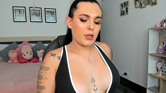 naty pink online show from April 21, 3:28 pm