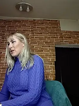  Horny milf  online show from March 1, 2:15 am