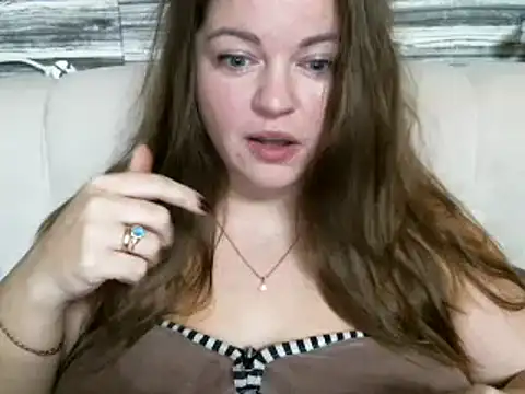 Snapshot of cute__cherry chatting on January 2, 9:07 pm cute cherry online show from January 2, 9:07 pm