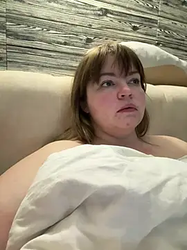 cute  cherry online show from March 28, 11:15 pm