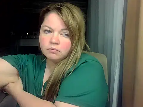 cute  cherry online show from May 6, 9:53 pm