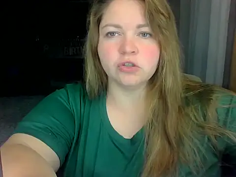 cute  cherry online show from May 31, 6:09 pm