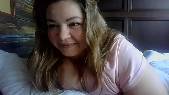 cute  cherry online show from June 18, 9:14 am